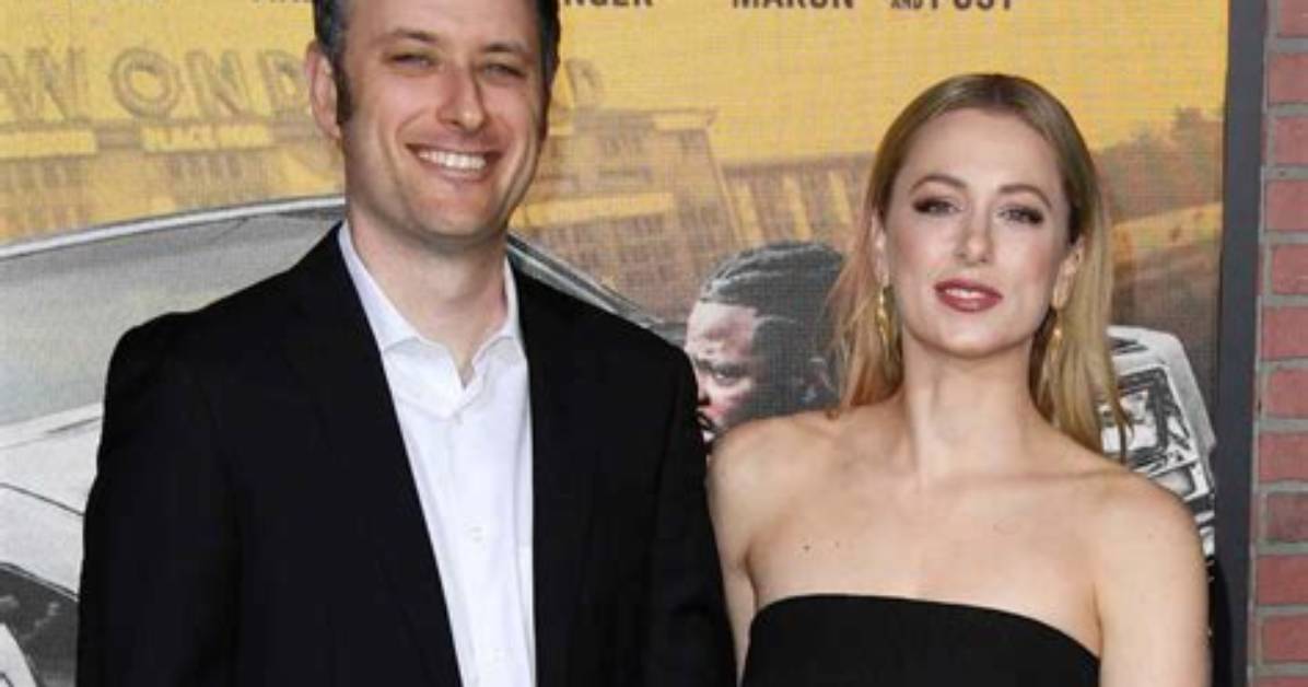 Noah Galuten Mari D Iliza Shlesinger Wikip%C3%A9Dia 400. Jpg