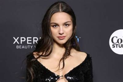 Olivia Rodrigo Admits She Hadn't Watched 'Glee' When Referencing Show in 'Deja Vu'