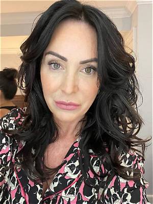 Onalee Ames: 10 Facts on Actress from Run