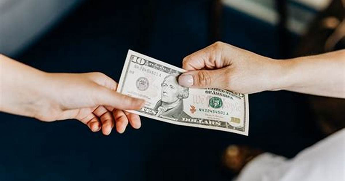 Onlyfans Mum to Give Away Money Because She’s Making Too Much