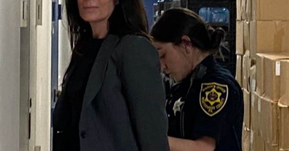 Pa Attorney General Kathleen Kane Was Arrested on Dui Charges, Husband Chris Kane Reacts to the News
