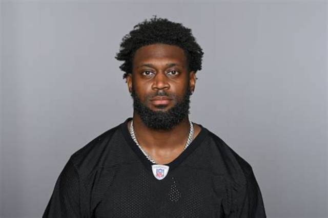 Patrick Queen Salary & Contract