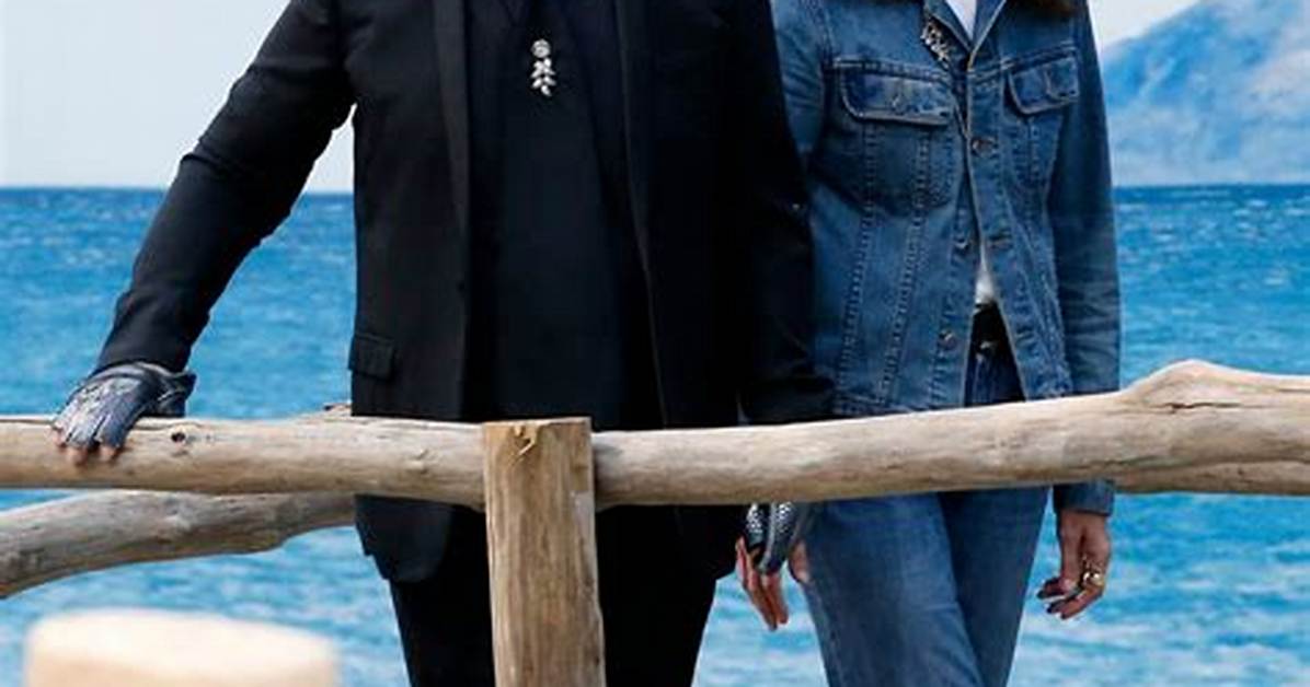 Power Partners Karl Lagerfeld and Virginie Viard Bring Maritime Prep to Chanel