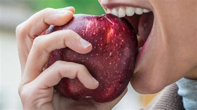 Qui a Manger La Pomme Islam?