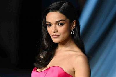 Rachel Zegler Height, Age, Net Worth, Partner, Movies, Parents