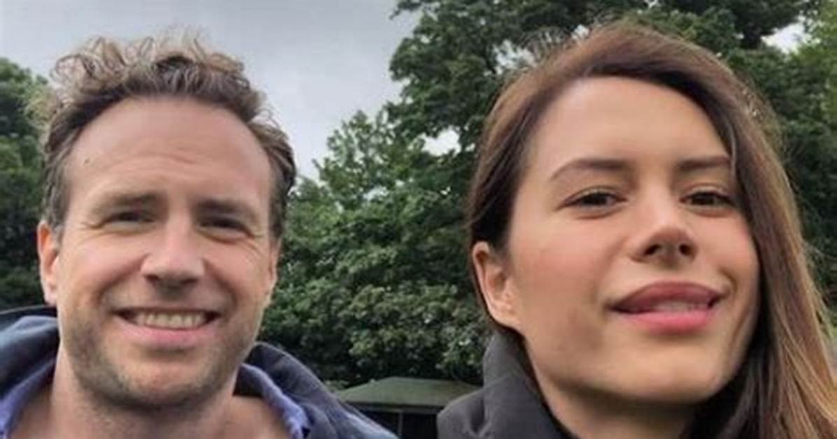 Rafe Spall's Biography - Net Worth, Wife Elize Du Toit, Family