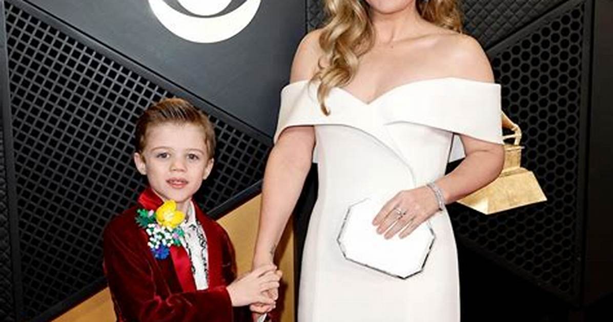 Remington Alexander Blackstock- Cute Son of Kelly Clarkson