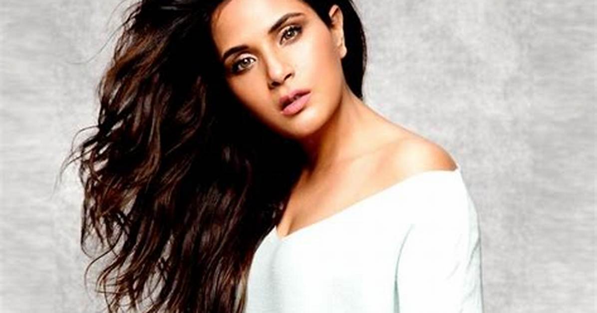 Richa Chadda Age, Boyfriend, Bio, Height, Measurements, Dress, Feet Size