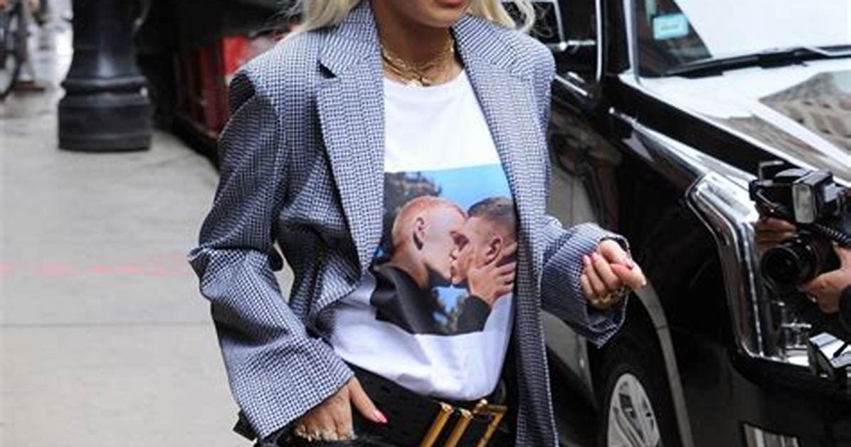 Rita Ora Style Quotes - Rita Ora Fashion Shoot Photos