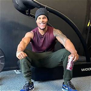 Ron Boss Everline Face, Cheek and Birthmark – What Happened to Kevin Hart Trainer Boss?