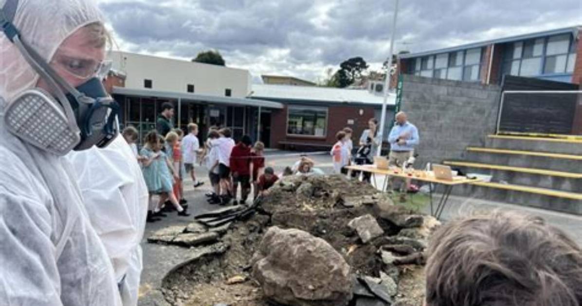 School’s Meteorite Landing Simulation Sends Thousands into a Panic