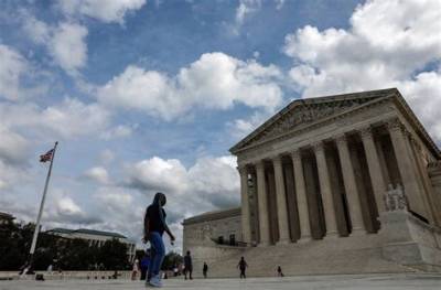 Senate Democrats Expand Their Probe over Ethics Concerns on the Supreme Court