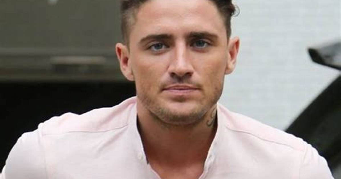 Stephen Bear Net Worth: How Much Does He Worth?