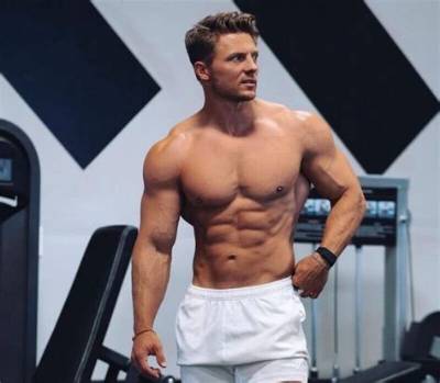 Steve Cook's Current Age: Tracing the Journey of the Renowned American Bodybuilder - Sarkariresult