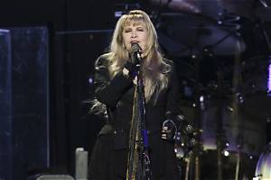 Stevie Nicks Says Fleetwood Mac Won’t Tour Again After Death of Christine Mcvie | Stevie Nicks