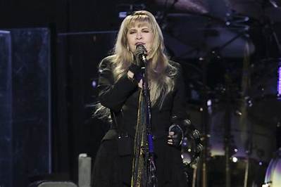 Stevie Nicks Says Fleetwood Mac Won’t Tour Again After Death of Christine Mcvie | Stevie Nicks