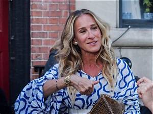 The Time Sarah Jessica Parker Almost Lost the 'Carrie Bradshaw' Necklace