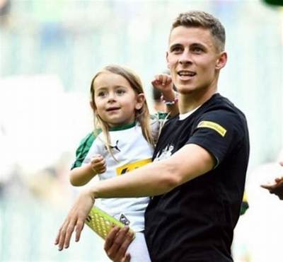 Thorgan Hazard Wife Who Is Thorgan Hazard Wife?