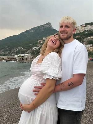 Tiktok: Is Liana Jade Pregnant? Age, Boyfriend and Details to Follow