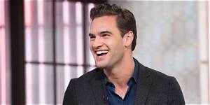 Tom Bateman Net Worth