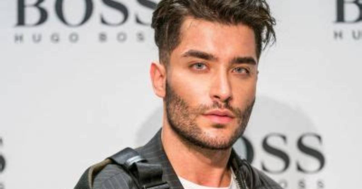 Toni Mahfud Bio: Brother, Ethnicity, Age, Height, Family. Gay?