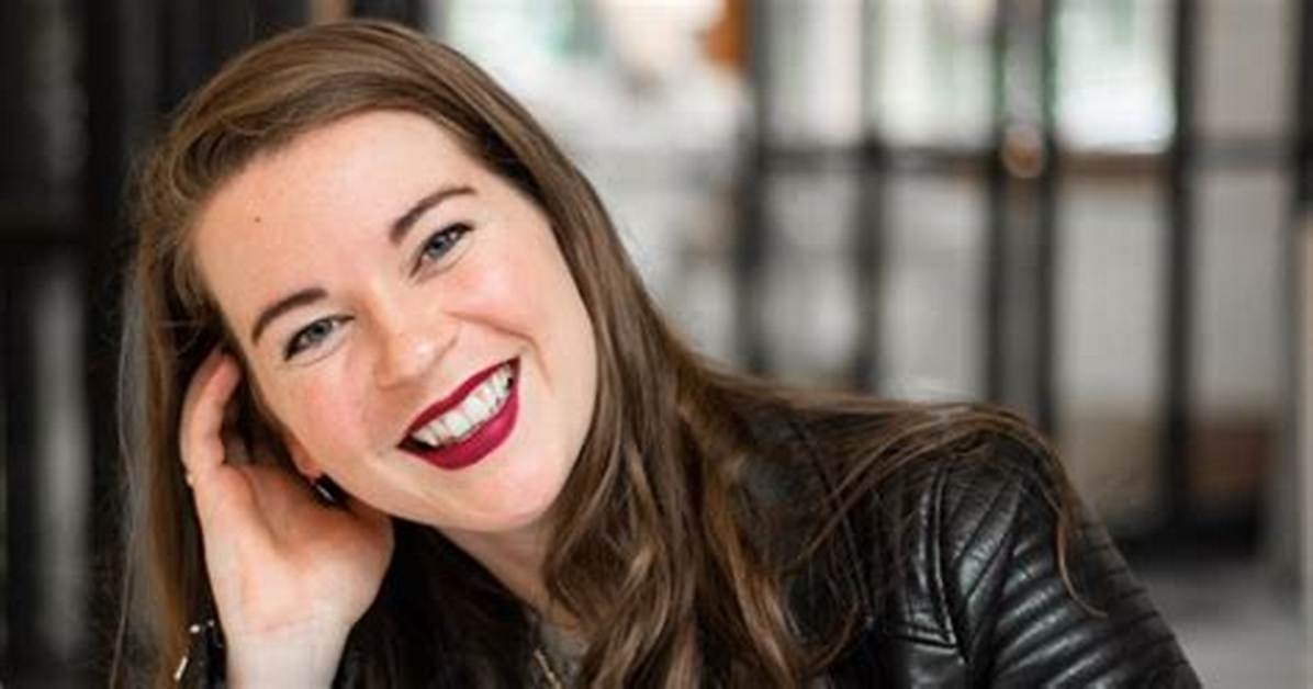 Tori Dunlap's Tips on Money Management, Saving, and Investing (Exclusive)