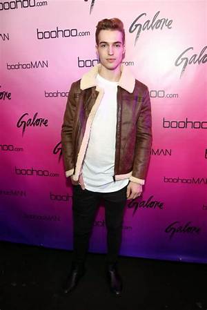 Trevor Stines Height, Weight, Net Worth, Age, Wiki, Who, Instagram, Biography