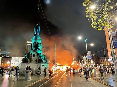 Trouble in Ireland: Dublin Faces Riots After Knife Attack, Leaving Five, Including Three Children, Injured - Sarkariresult
