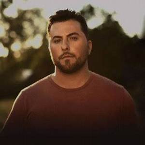 Tyler Farr Bio, Wiki, Age, Height, Wife, Children, Songs, Tours, Net Worth