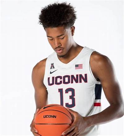 Uconn: Who Are Ron Springs and Waldina Benedith? Richie Springs Parents- Wikipedi and Age