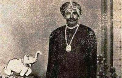 Uyyalawada Narasimha Reddy Age, Wife, Family, Biography & More » Starsunfolded