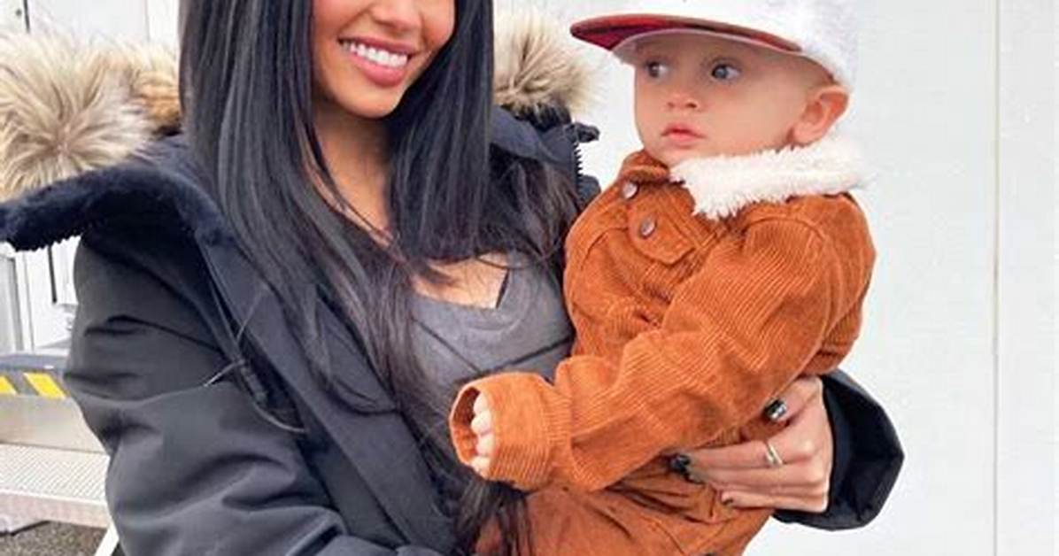 Vanessa Morgan Transforms into Candy-Loving Oompa Loompa with Son River for Halloween