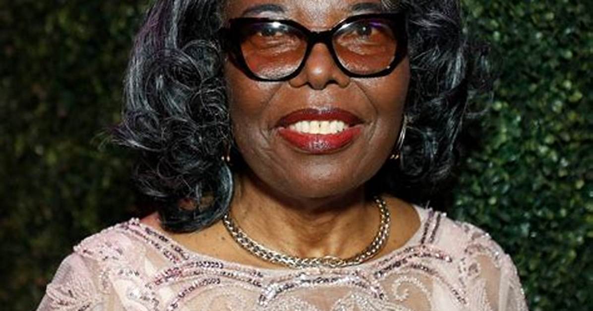 Volette Wallace Tributes Hip Hop Mothers