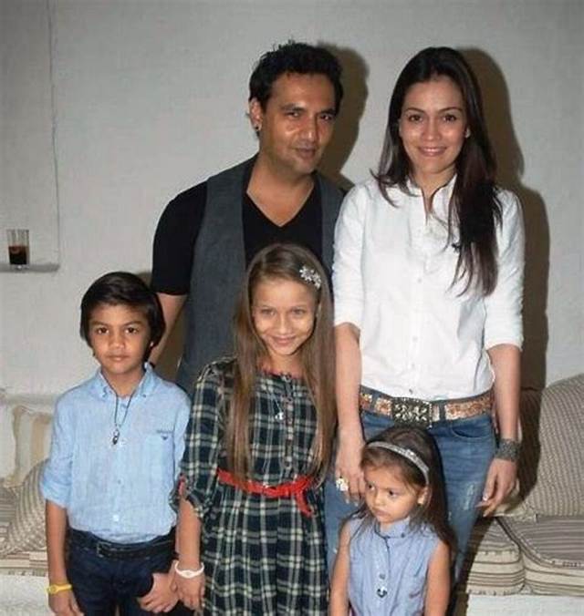 Waluscha D'souza Height, Weight, Age, Husband, Affairs & More » Starsunfolded