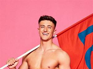 What Does Liam Llewellyn Do? Student Cast from Love Island 2022 Has Various Trick to Win Hearts
