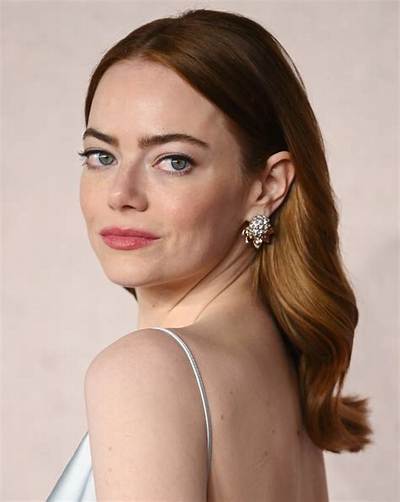 What Emma Stone Does to Stay in Shape