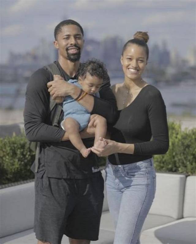 Who Is Arielle Roberson? Meet Spencer Dinwiddie Wife on Instagram