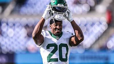 Who Is Breece Hall? Shedding Light on the Prominent Running Back for the New York Jets - Sarkariresult