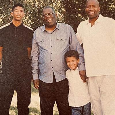 Who Is Kenny Smith Brother? Everything to Know About His Family
