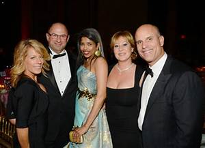 Who Is Nellie Siegall? Everything to Know About Ceo Clay Siegall Wife