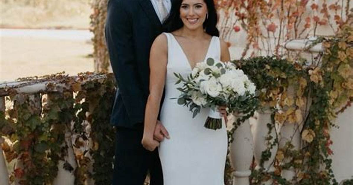 Who Is the Wife of Colin Poche? His Parents, Family, Salary and Jersey