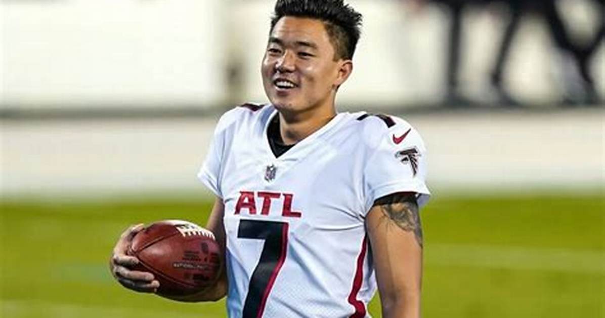 Younghoe Koo Height, Weight, Net Worth, Age, Birthday, Wikipedia, Who, Nationality, Biography